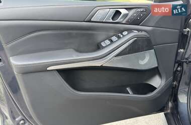 Внедорожник / Кроссовер BMW X7 2022 в 