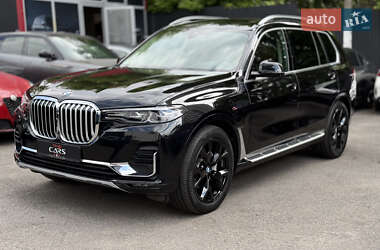 Внедорожник / Кроссовер BMW X7 2020 в 