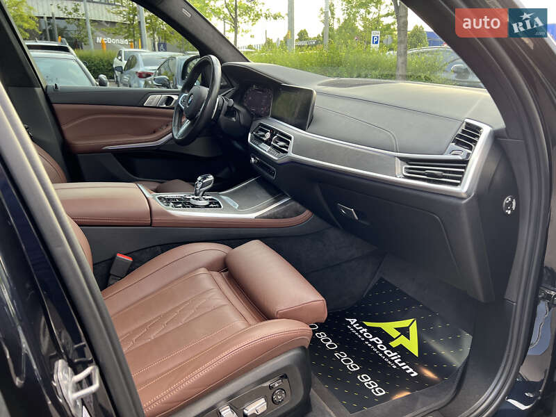 Позашляховик / Кросовер BMW X7 2021 в Києві