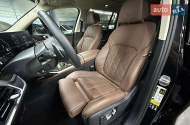 Внедорожник / Кроссовер BMW X7 2023 в 