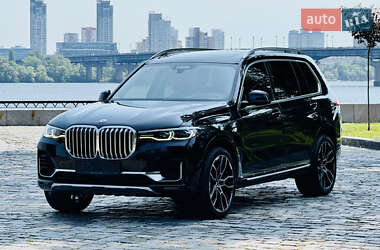 Внедорожник / Кроссовер BMW X7 2019 в 