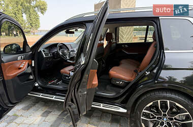 Внедорожник / Кроссовер BMW X7 2019 в 