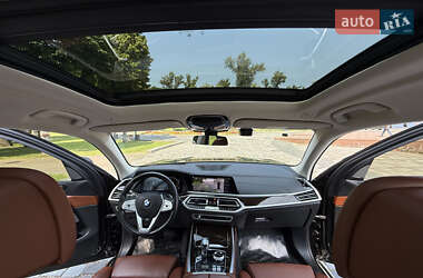 Внедорожник / Кроссовер BMW X7 2019 в 