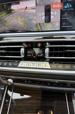 Внедорожник / Кроссовер BMW X7 2019 в 