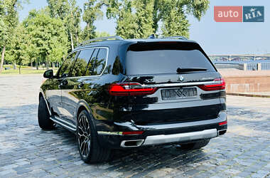 Внедорожник / Кроссовер BMW X7 2019 в 