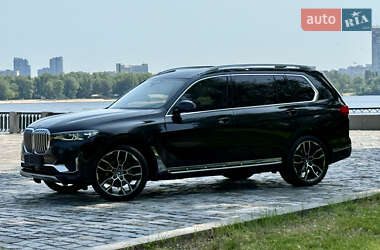 Внедорожник / Кроссовер BMW X7 2019 в 