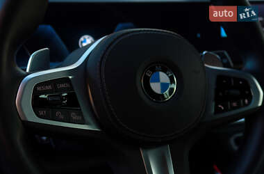 Внедорожник / Кроссовер BMW X7 2023 в 