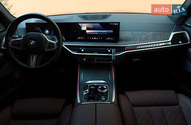 Внедорожник / Кроссовер BMW X7 2023 в 