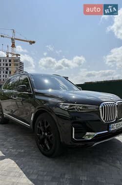 Внедорожник / Кроссовер BMW X7 2019 в 