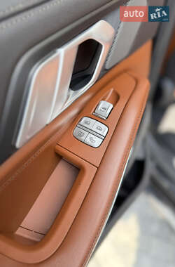 Внедорожник / Кроссовер BMW X7 2019 в 
