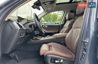 Внедорожник / Кроссовер BMW X7 2022 в 