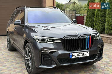 Внедорожник / Кроссовер BMW X7 2021 в 