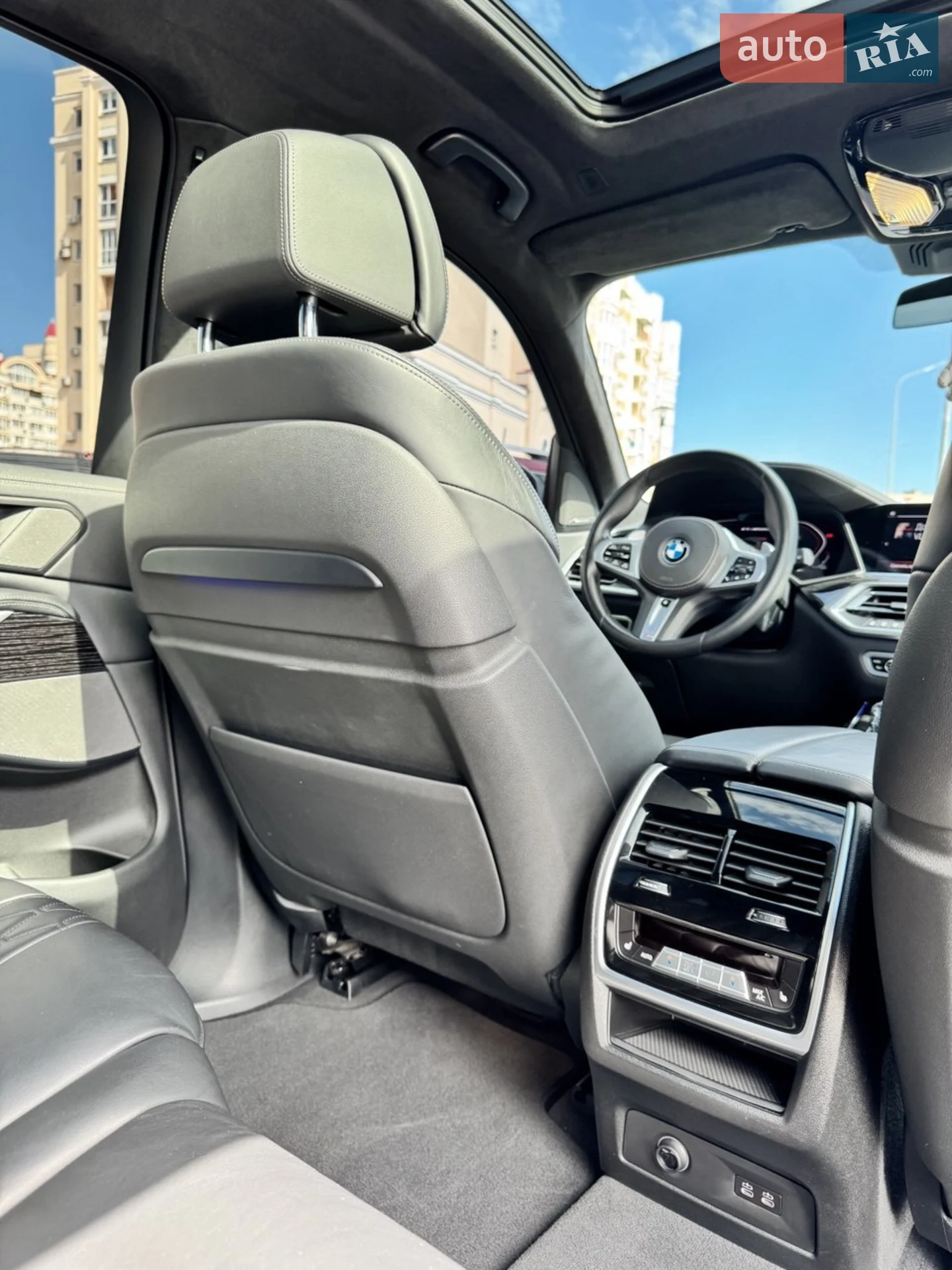 2020 BMW X7 - мініатюра 19