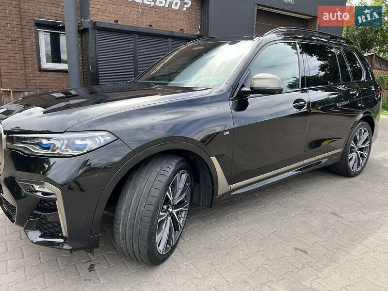 Внедорожник / Кроссовер BMW X7 2020 в Киеве