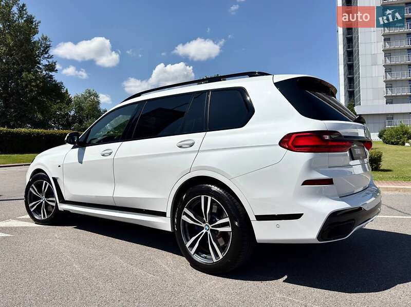 Позашляховик / Кросовер BMW X7 2022 в Києві
