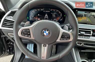 Внедорожник / Кроссовер BMW X7 2022 в 