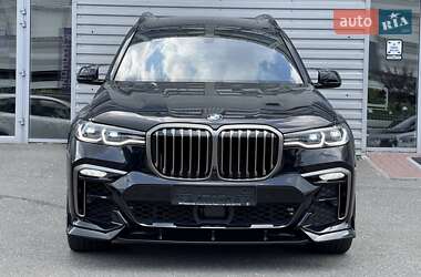 Внедорожник / Кроссовер BMW X7 2022 в 