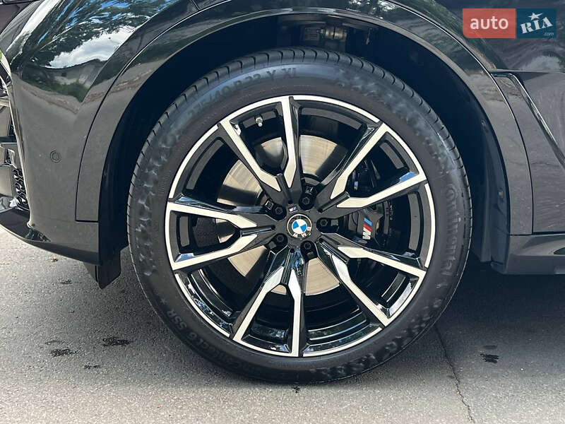 Внедорожник / Кроссовер BMW X7 2022 в Киеве