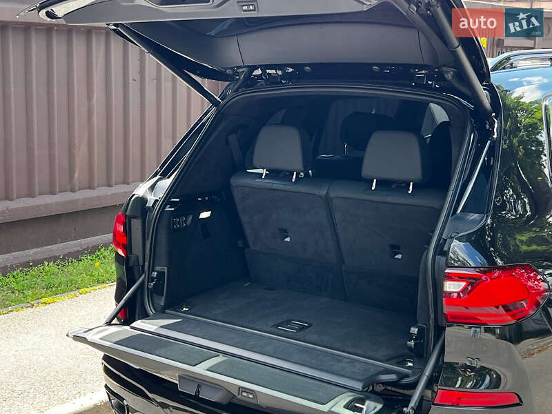 Внедорожник / Кроссовер BMW X7 2022 в Киеве