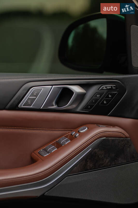 Внедорожник / Кроссовер BMW X7 2019 в Хмельницком