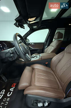 Внедорожник / Кроссовер BMW X7 2024 в 