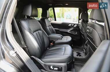 Внедорожник / Кроссовер BMW X7 2020 в 