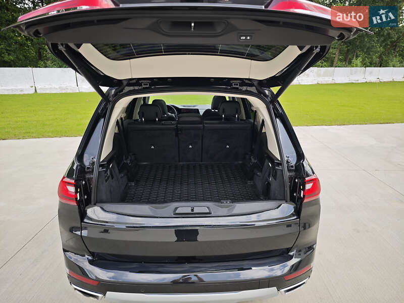 Внедорожник / Кроссовер BMW X7 2019 в Ковеле фото 35 Внедорожник / Кроссовер BMW X7 2019 в Ковеле