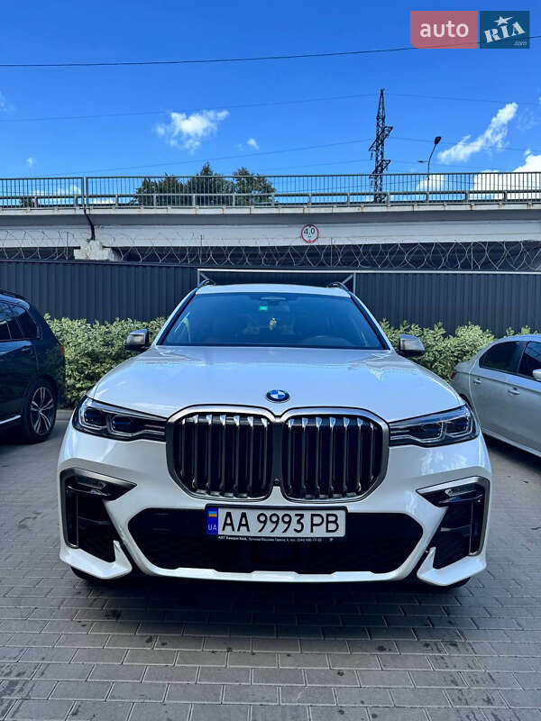Внедорожник / Кроссовер BMW X7 2020 в Киеве
