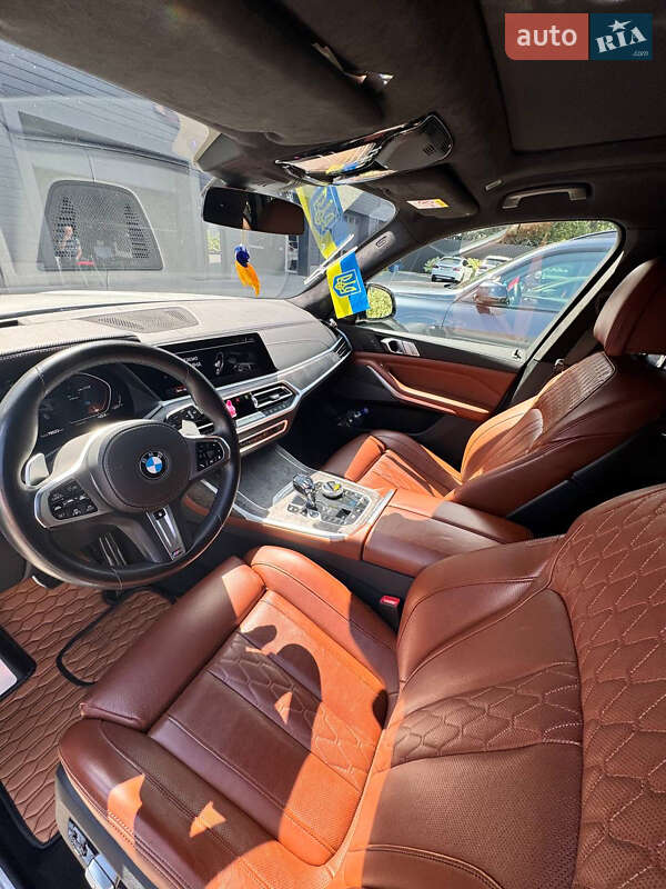 Внедорожник / Кроссовер BMW X7 2020 в Киеве