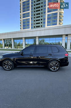Позашляховик / Кросовер BMW X7 2022 в Дніпрі