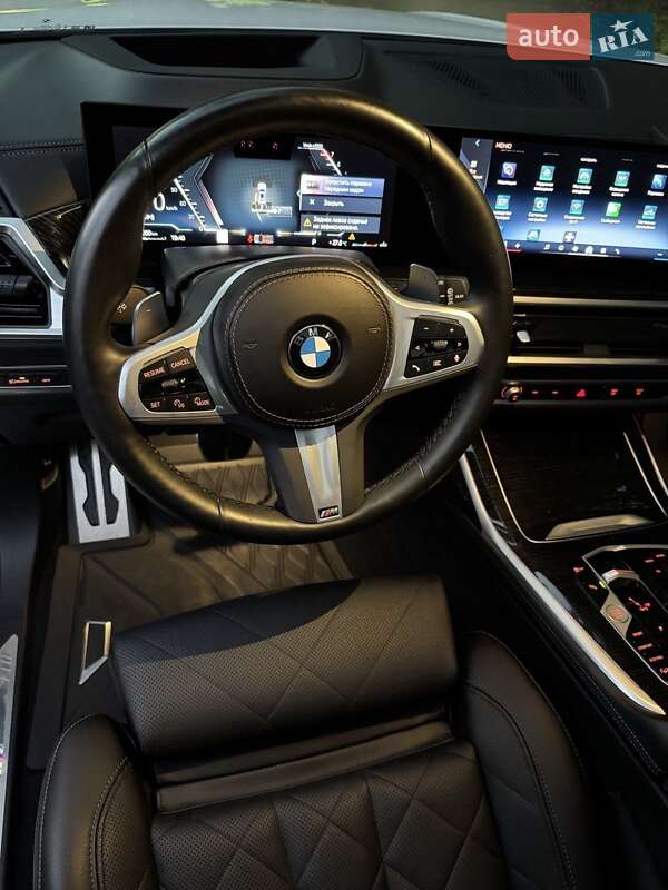 Внедорожник / Кроссовер BMW X7 2023 в Кривом Роге