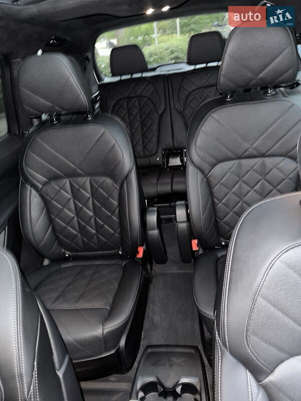 Внедорожник / Кроссовер BMW X7 2023 в Кривом Роге
