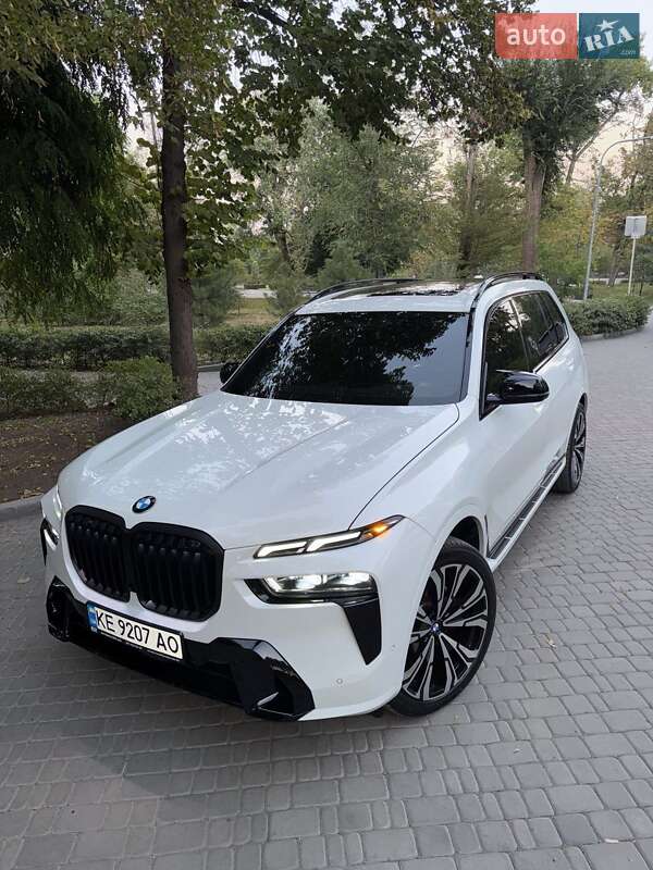 Внедорожник / Кроссовер BMW X7 2023 в Кривом Роге