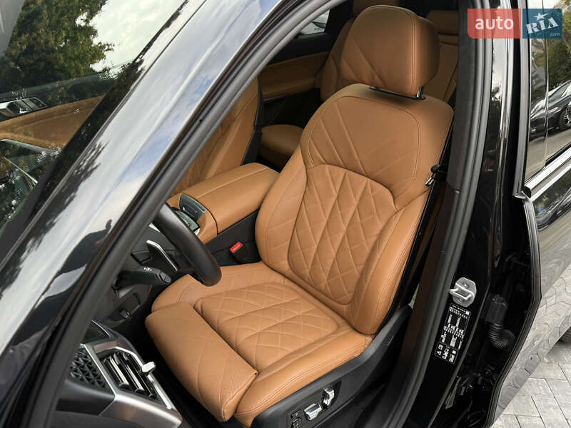 Внедорожник / Кроссовер BMW X7 2022 в Киеве