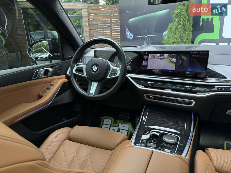 Внедорожник / Кроссовер BMW X7 2022 в Киеве