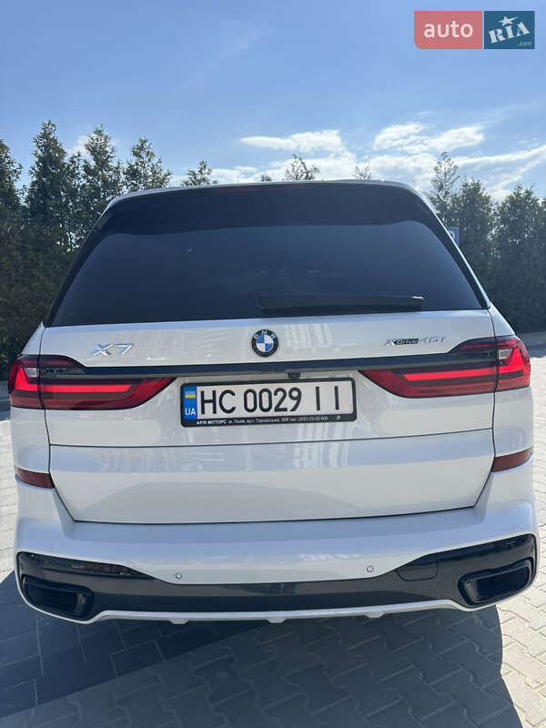 Внедорожник / Кроссовер BMW X7 2022 в Городке
