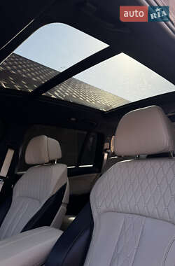 Внедорожник / Кроссовер BMW X7 2019 в 
