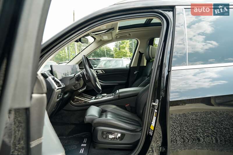 Позашляховик / Кросовер BMW X7 2022 в Чернівцях