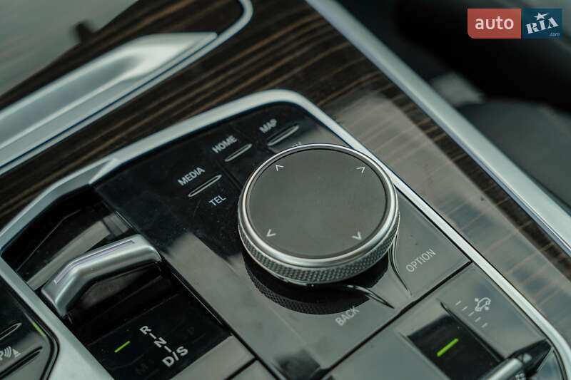 Позашляховик / Кросовер BMW X7 2022 в Чернівцях