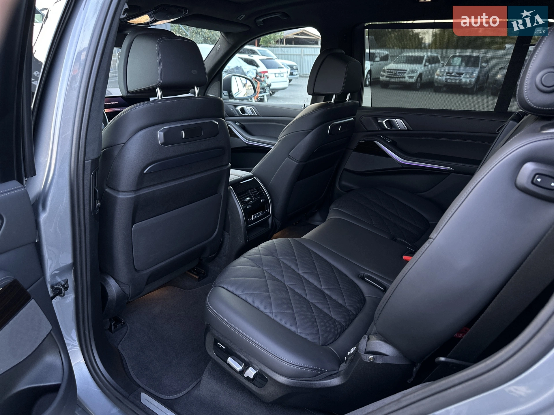2024 BMW X7 - мініатюра 24
