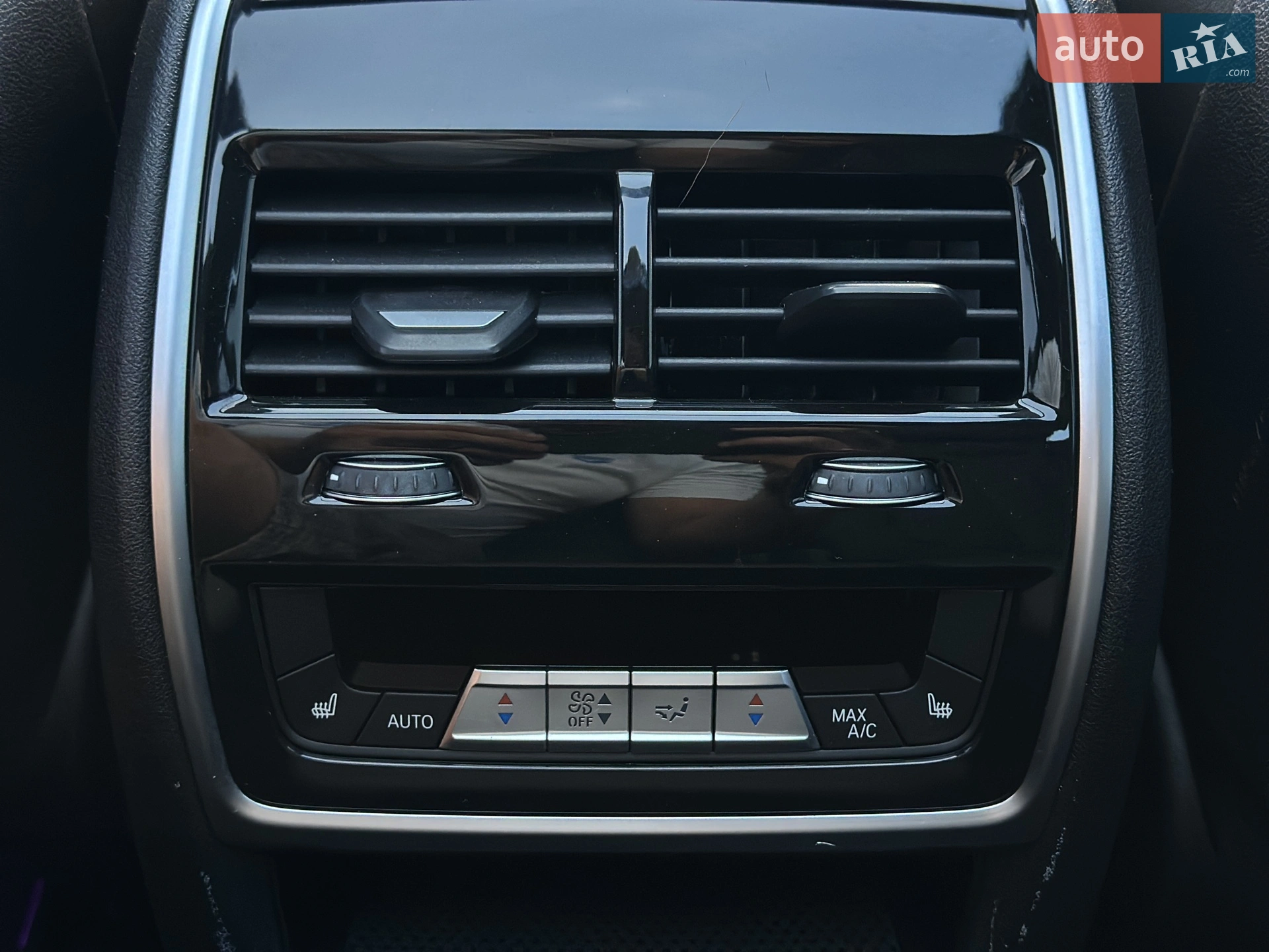2024 BMW X7 - мініатюра 31