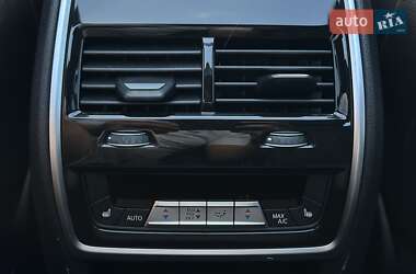 Внедорожник / Кроссовер BMW X7 2024 в 