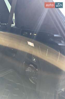 Позашляховик / Кросовер BMW X7 2020 в 