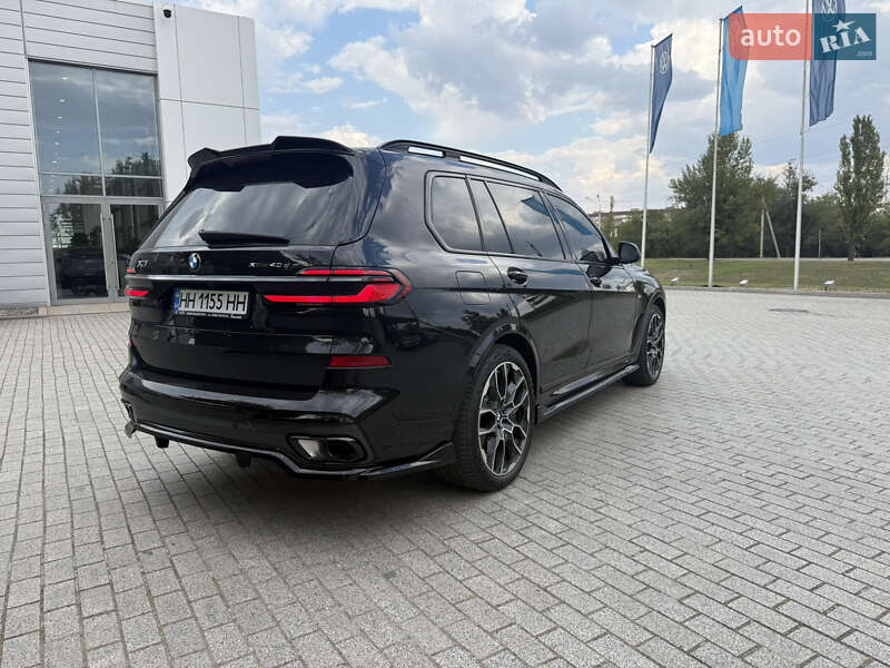 Внедорожник / Кроссовер BMW X7 2024 в Кривом Роге