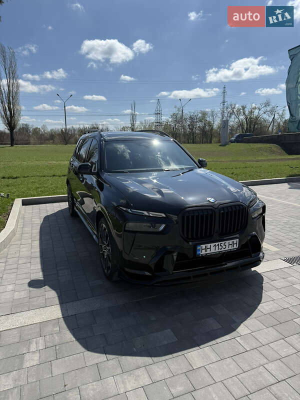 Внедорожник / Кроссовер BMW X7 2024 в Кривом Роге