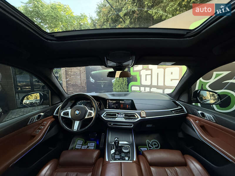 Внедорожник / Кроссовер BMW X7 2020 в Киеве