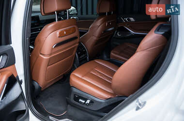 Внедорожник / Кроссовер BMW X7 2023 в 