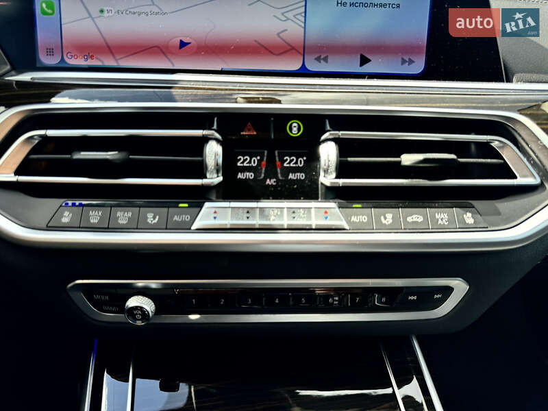 Внедорожник / Кроссовер BMW X7 2020 в Днепре