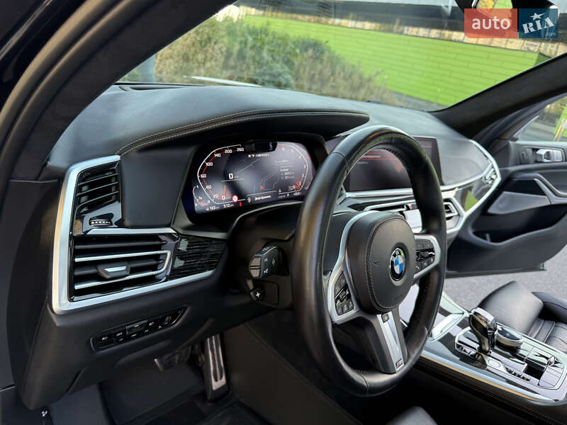 Внедорожник / Кроссовер BMW X7 2021 в Киеве