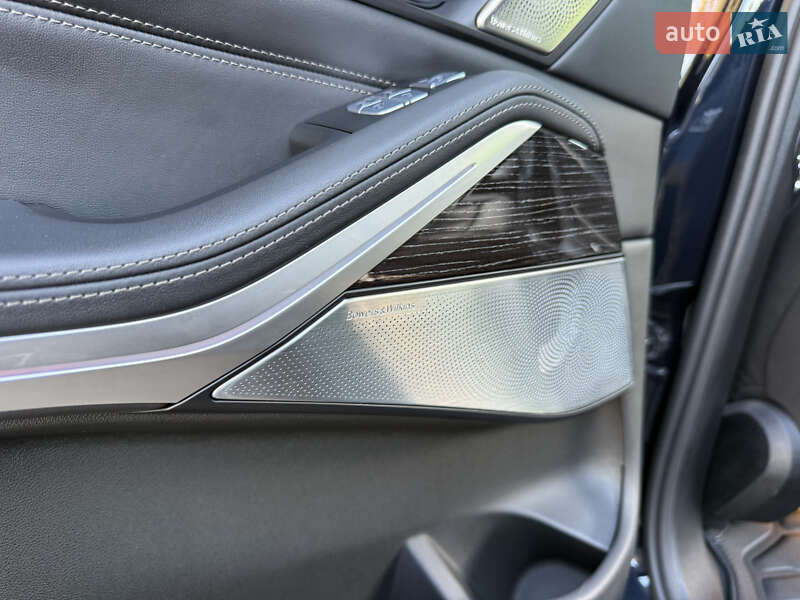 Внедорожник / Кроссовер BMW X7 2021 в Киеве